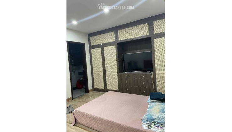 Bán GẤP nhà Hồ Tùng Mậu – gần phố – gần ô tô – mặt tiền rộng hiếm có – nội thất thiết kế riêng – vào ở ngay